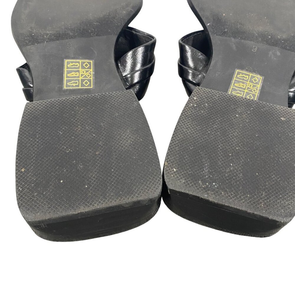 Jeffrey Campbell Black Leather Thong Sandals with Gold & Tan Hardware - Picture 12 of 14